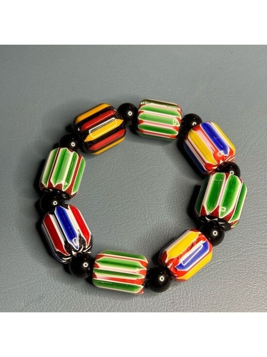 Jewelry - Handmade Glass Beaded Bracelet